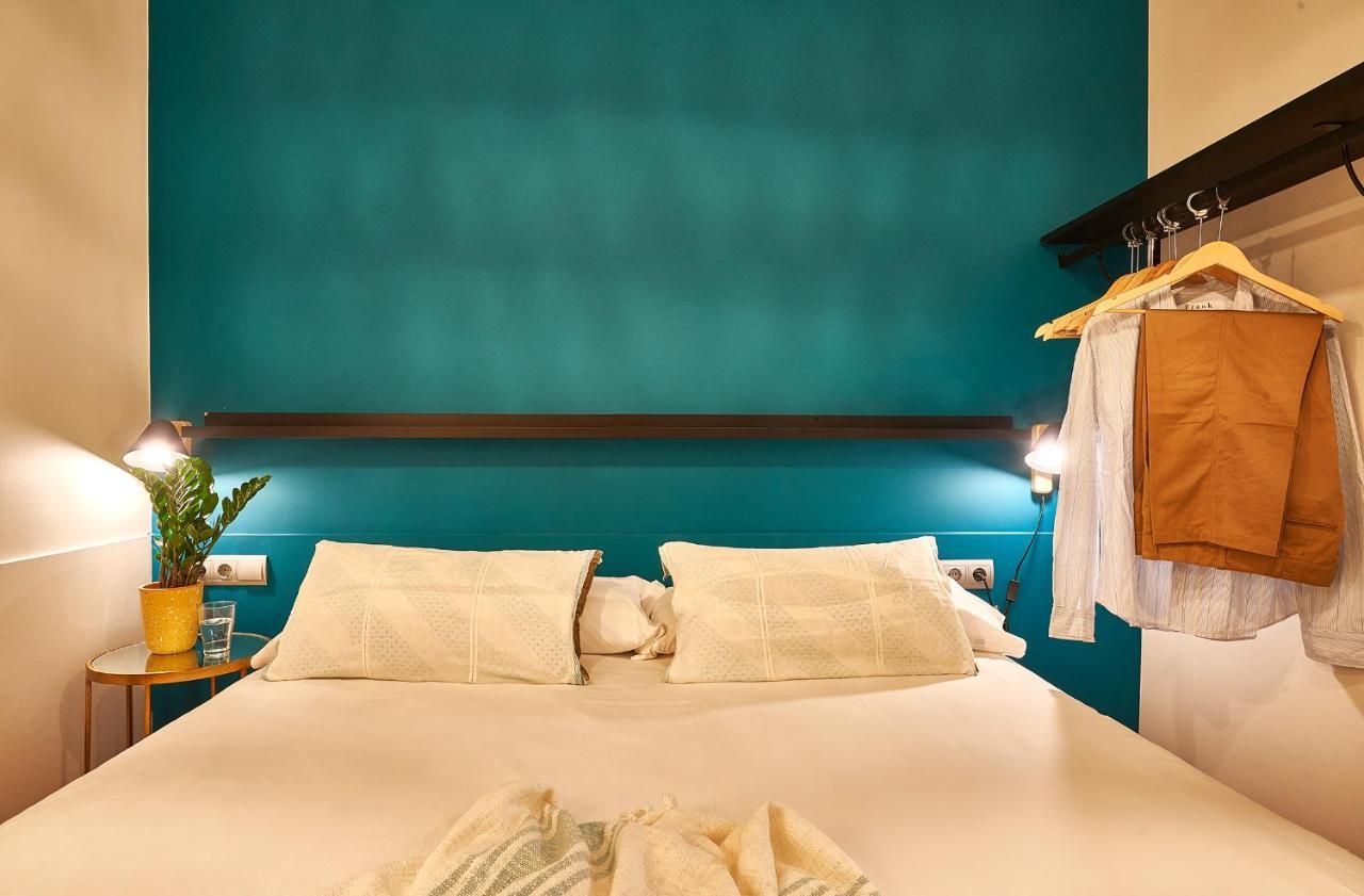 Barcelona Sants Station Apartments Bagian luar foto