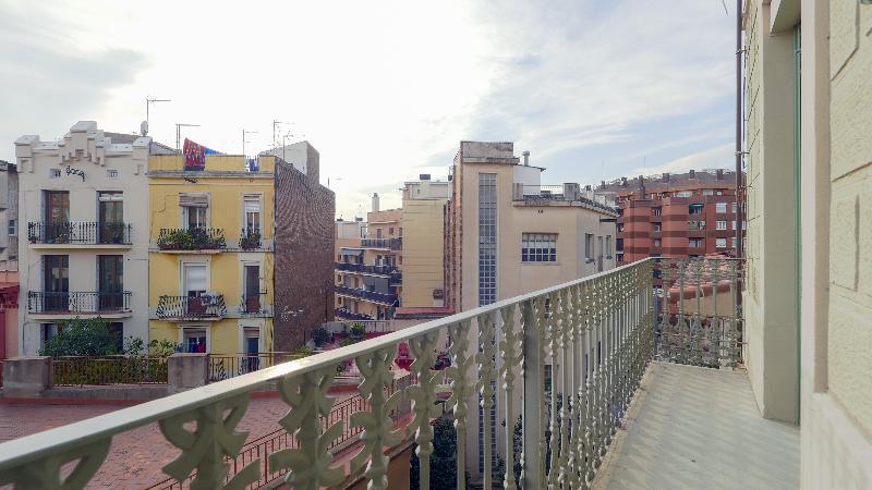 Barcelona Sants Station Apartments Bagian luar foto